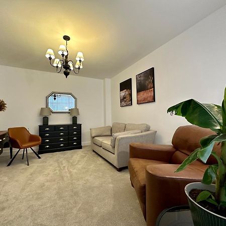 Clover Lodge Portsmouth Luxury Home With Off Road Free Parking Екстериор снимка