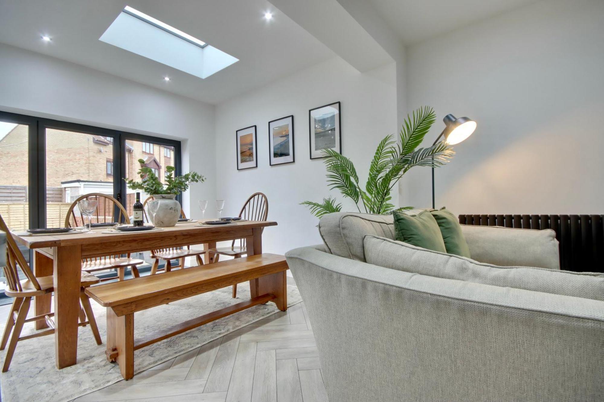 Clover Lodge Portsmouth Luxury Home With Off Road Free Parking Екстериор снимка