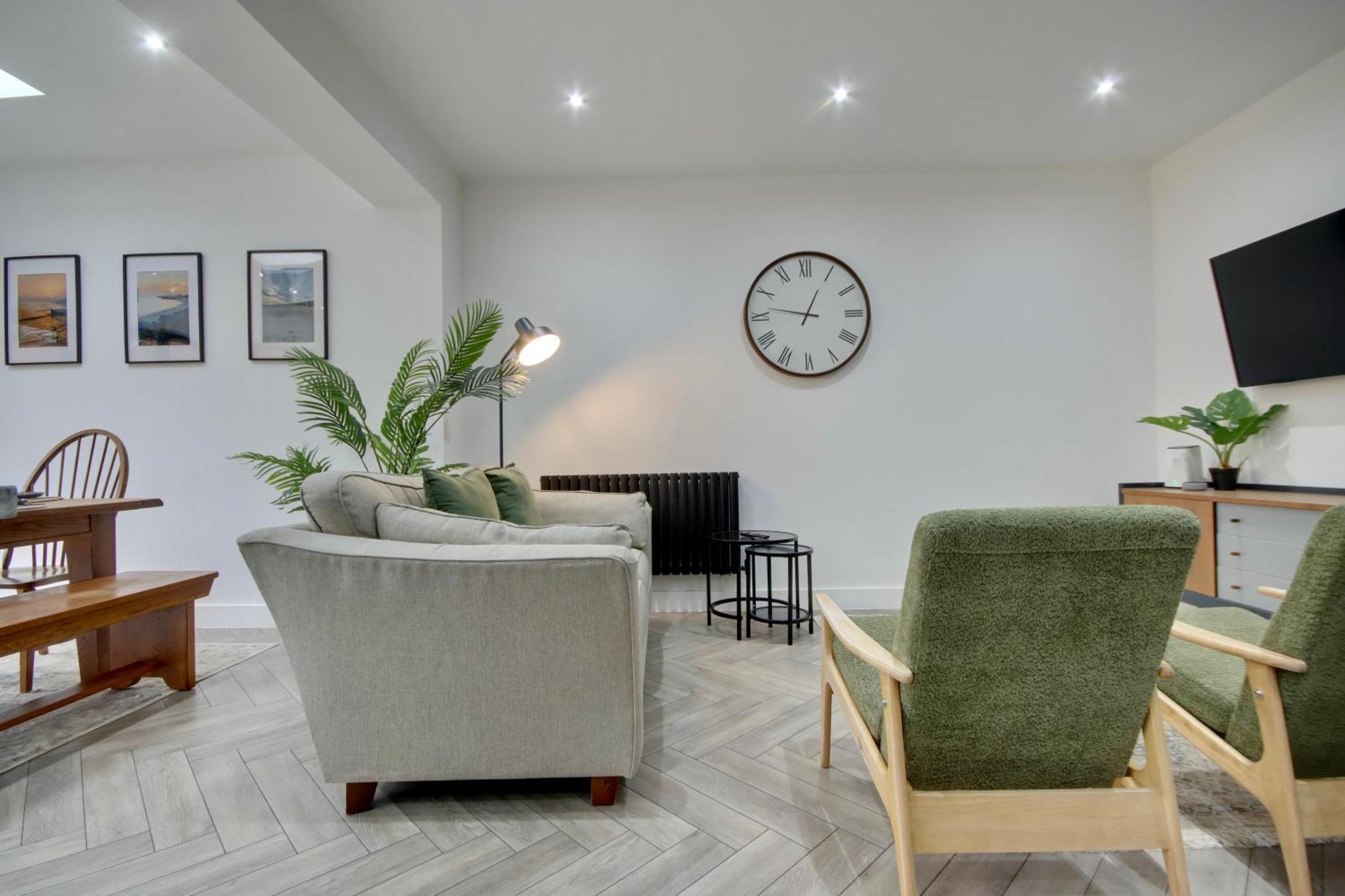 Clover Lodge Portsmouth Luxury Home With Off Road Free Parking Екстериор снимка